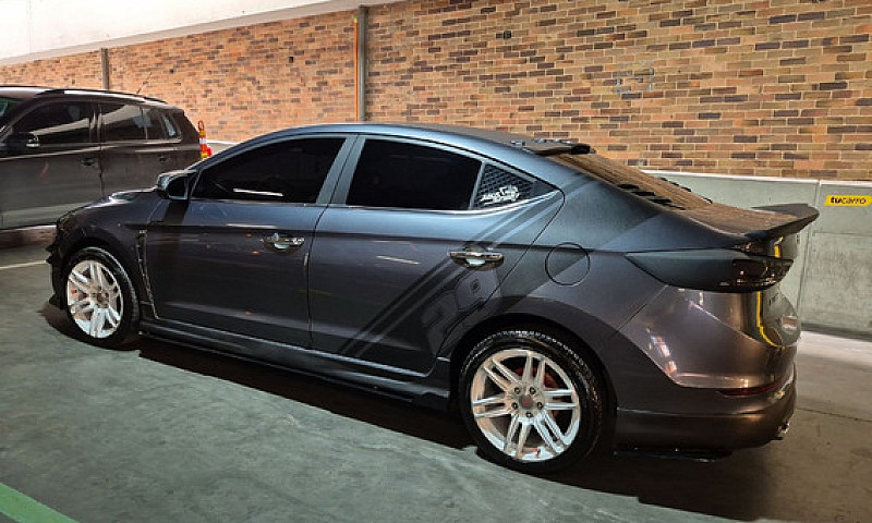 Hyundai New Elantra ...