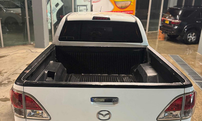 Mazda Bt50 3.2 Profe...