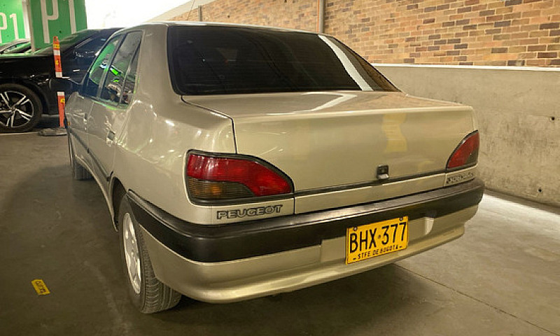 Peugeot 306 1.8 Sr...