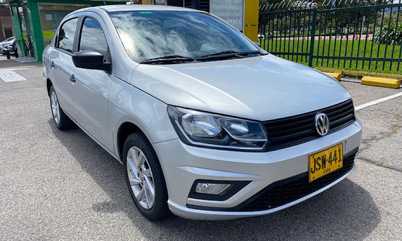 Volkswagen Voyage 1....