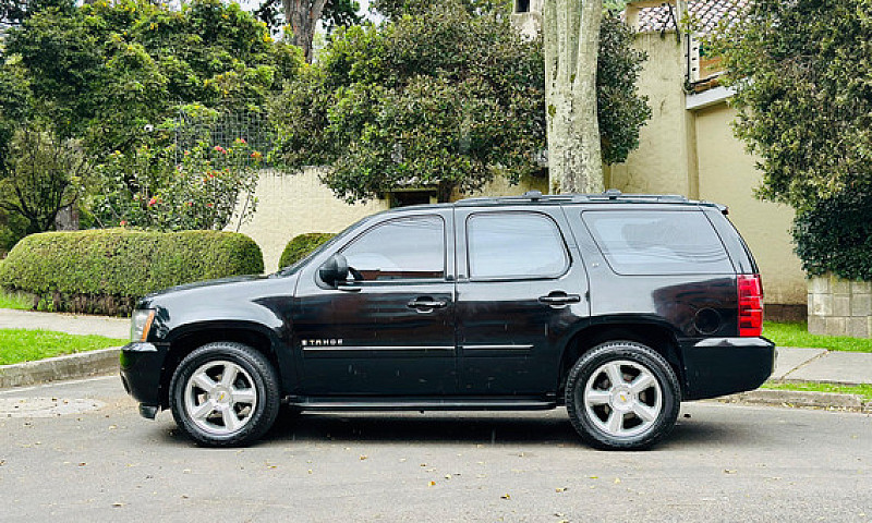 Chevrolet Tahoe 5.3 ...