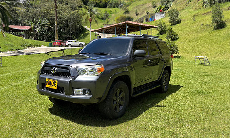 Toyota 4Runner 4.0 S...