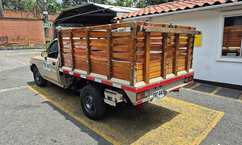 Toyota Hilix 2.4 Mt ...