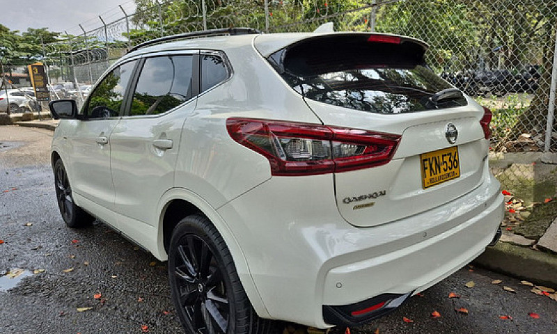 Nissan Qashqai 2.0 M...