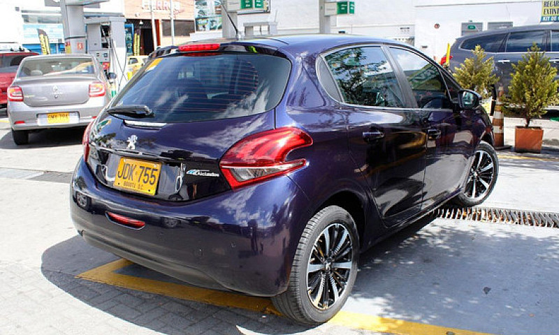 Peugeot 208 2016...