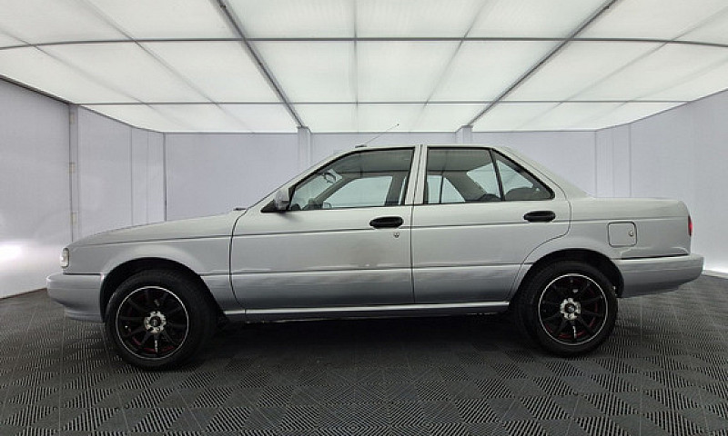 Nissan Sentra 1.6 B1...