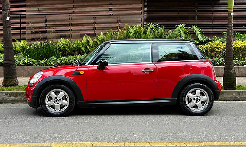 Mini Cooper R56 1.6 ...