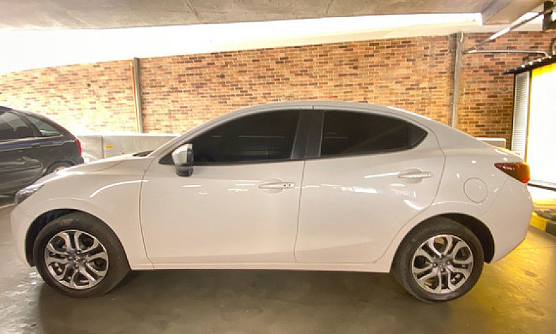 Mazda 2 1.5 Grand To...