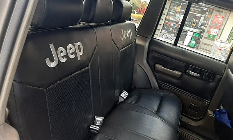 Jeep Cherokee 4.0 La...