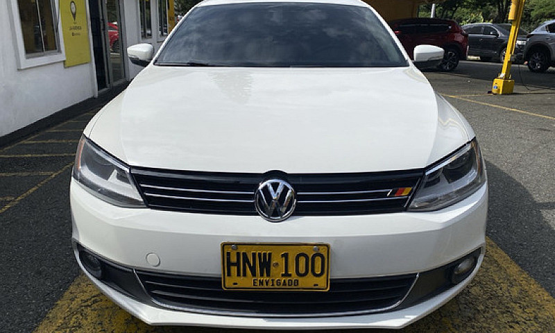 Volkswagen Jetta 2.5...