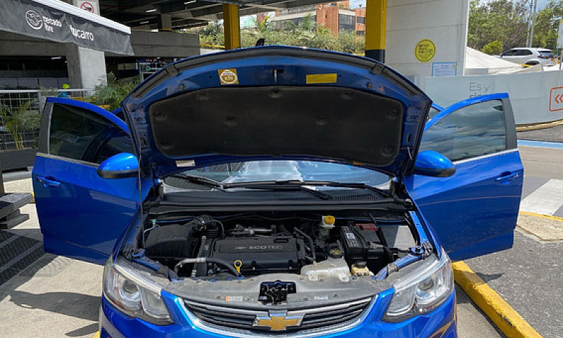 Chevrolet Sonic 1.6 ...