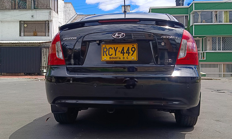 Hyundai Accent 1.6 G...
