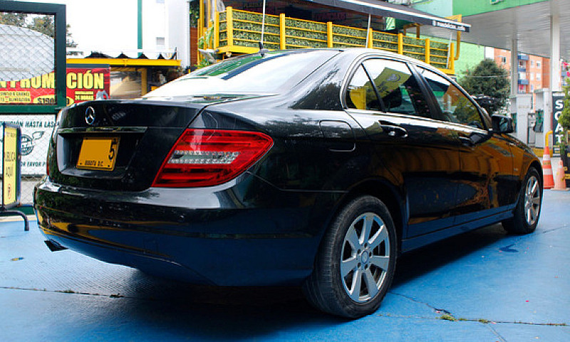 Mercedes Benz Clase ...