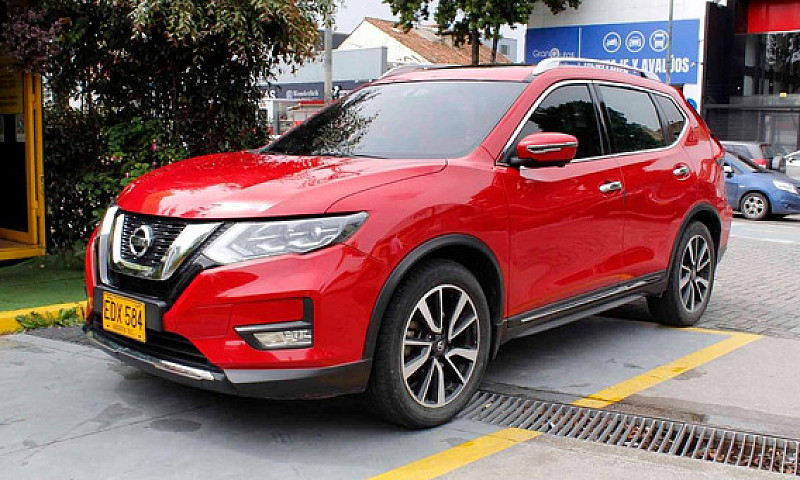 Nissan X-Trail 2.5 T...