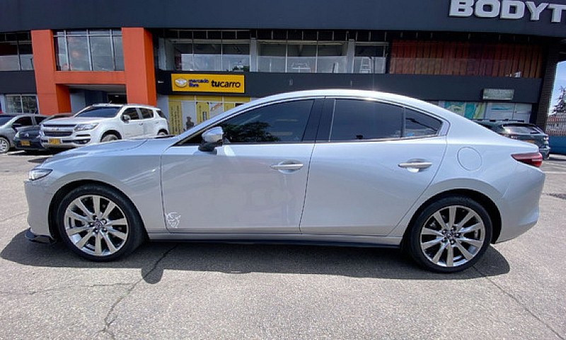 Mazda 3 2.5 Grand To...