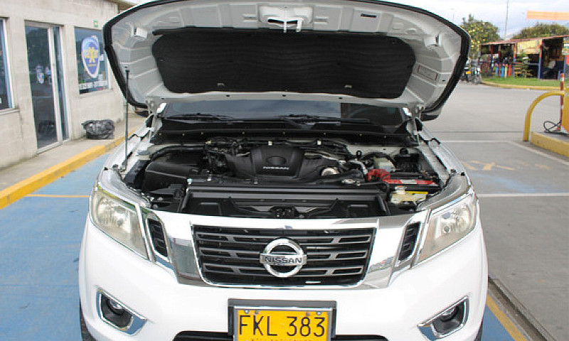 Nissan Frontier 2.5 ...