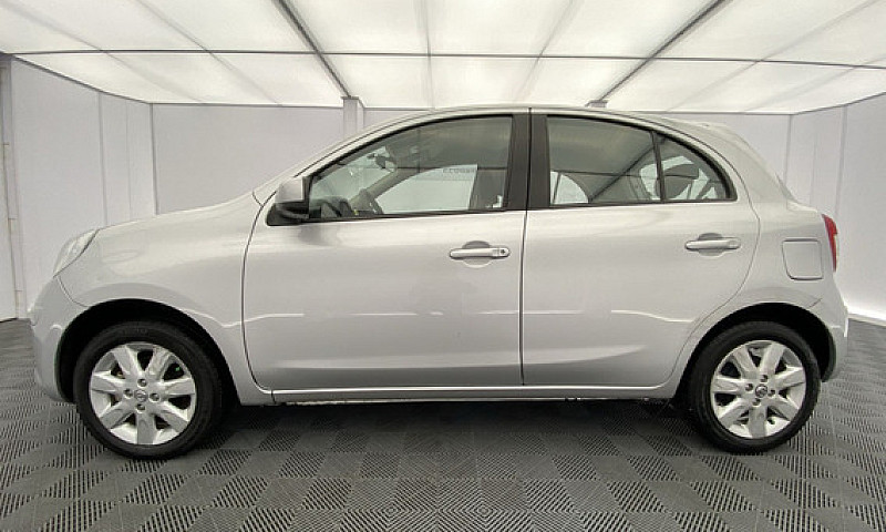 Nissan March 1.6 Adv...