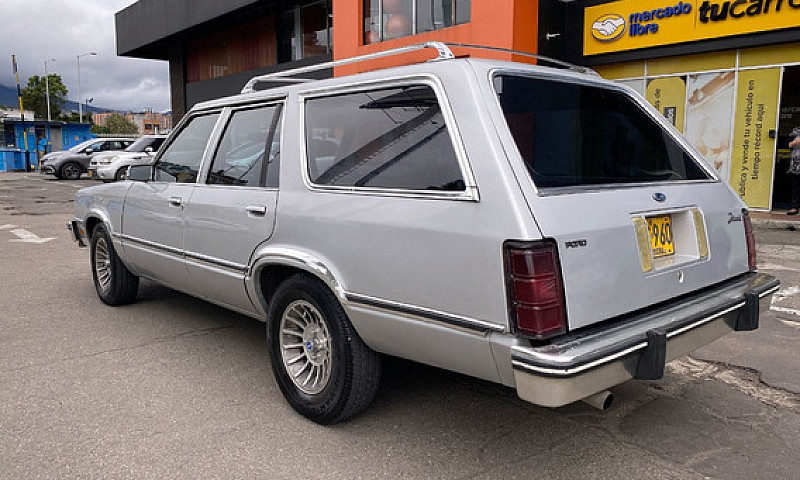 Ford Fairmont At 2.3...