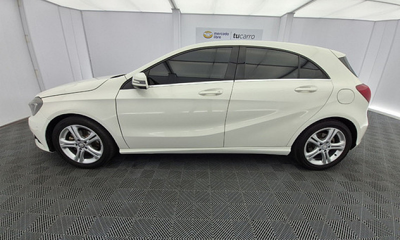 Mercedes-Benz Clase ...