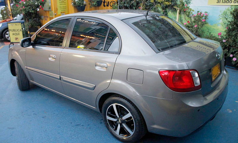 Kia Rio Xcite 2011...