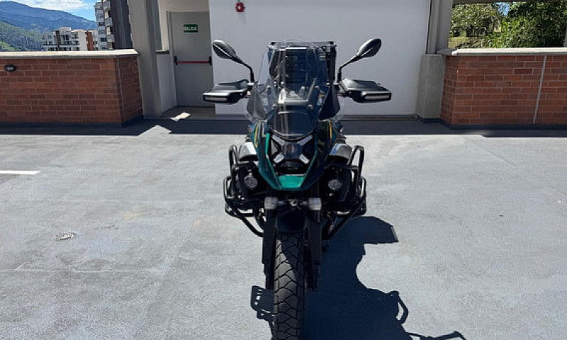 Bmw R 1300 Gs ...