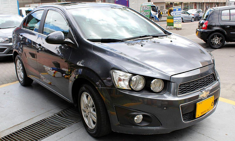 Chevrolet Sonic 1.6 ...