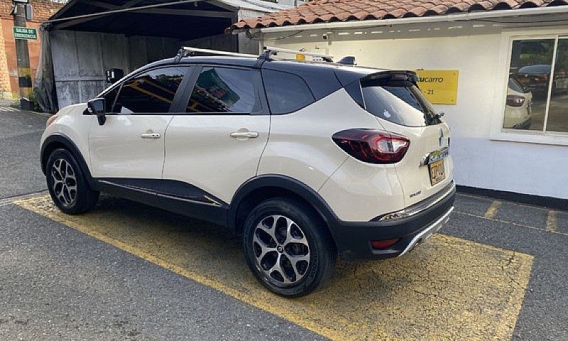 Renault Captur 2.0 I...