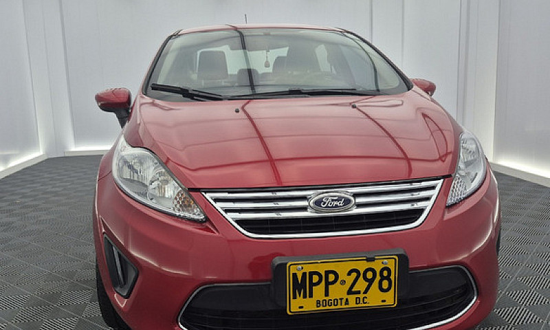 Ford Fiesta 1.6 At 2...