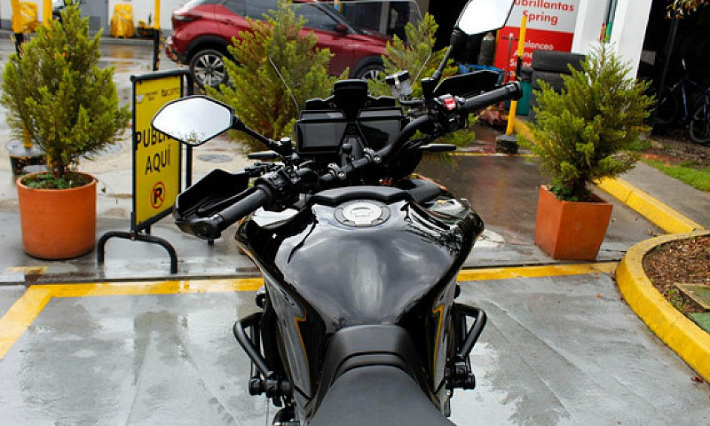 Yamaha Mt09 (Mtt890D...