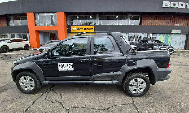 Fiat Strada 1.6 Adve...