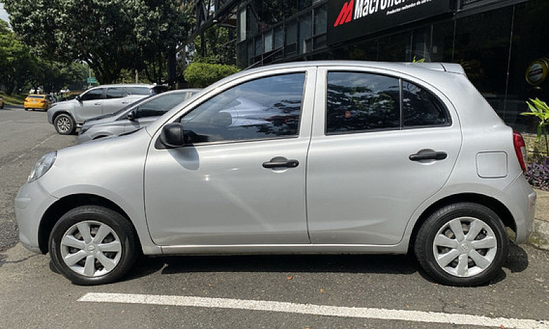 Nissan March 1.6 Act...