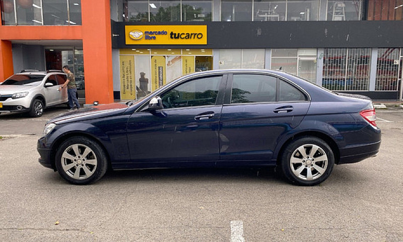 Mercedes Benz Clase ...