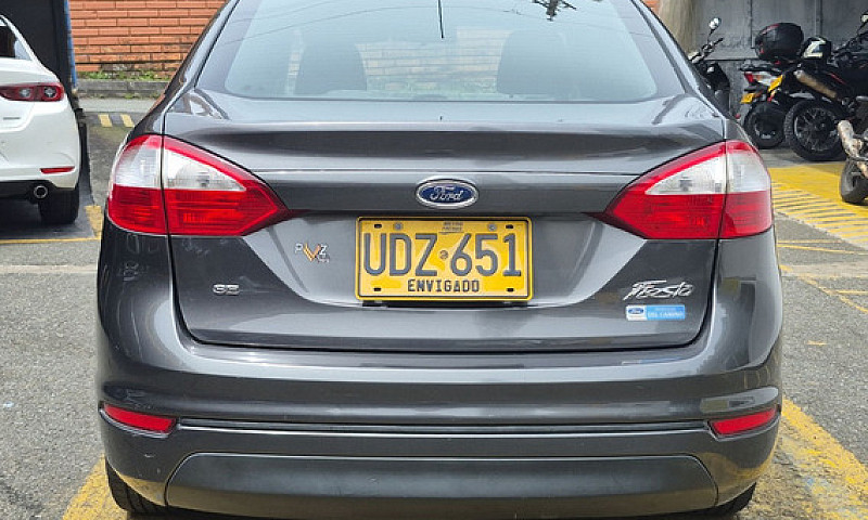 Ford Fiesta 1.6 Spor...