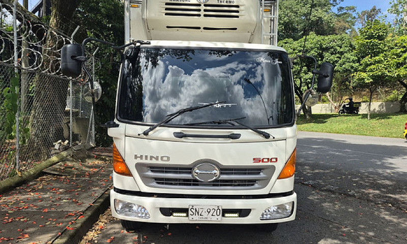 Camion Hino Fc 5.1 D...
