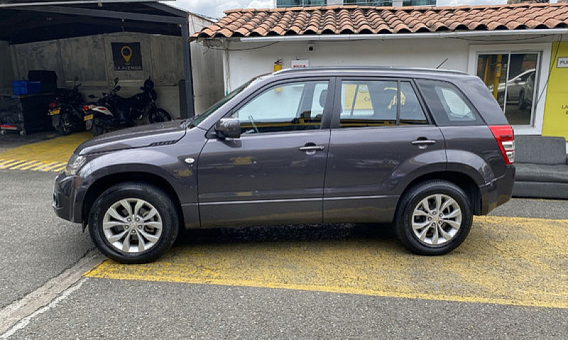 Suzuki Grand Vitara ...