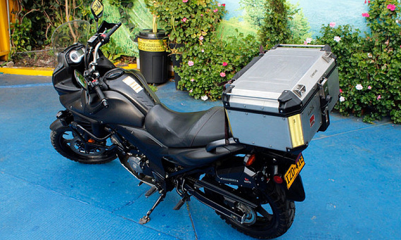 Suzuki Dl V-Strom 65...