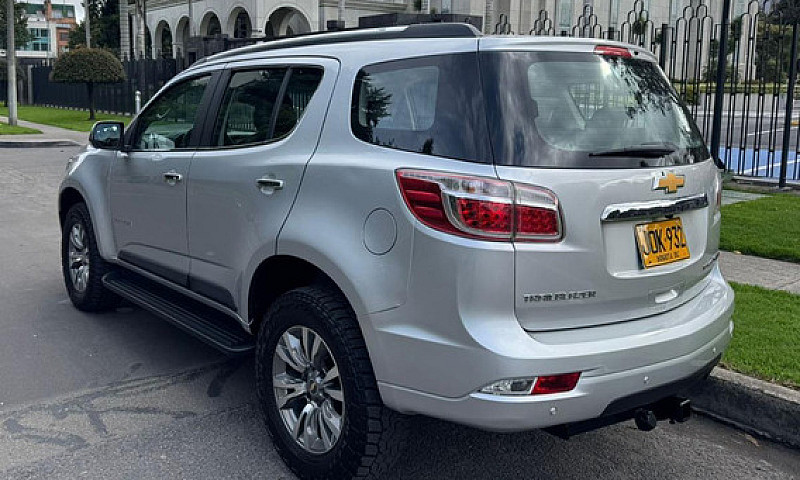 Chevrolet Trailblaze...