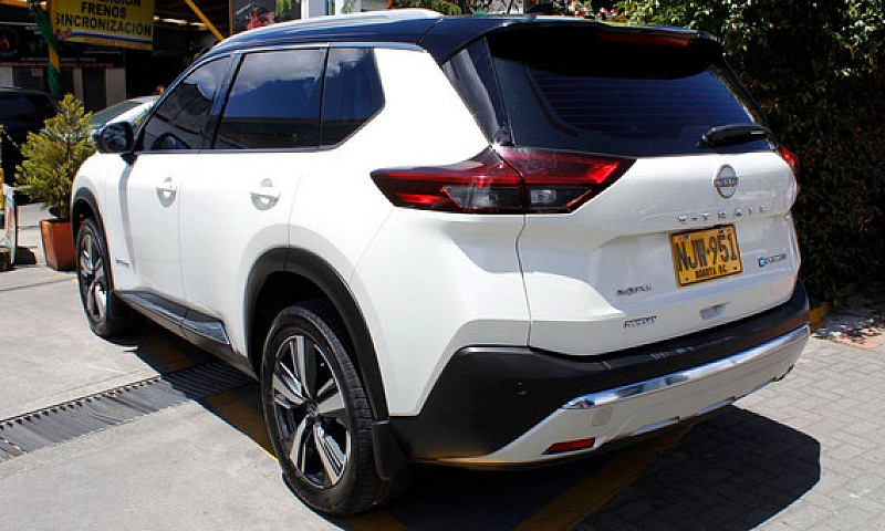 Nissan X-Trail 1.5 E...