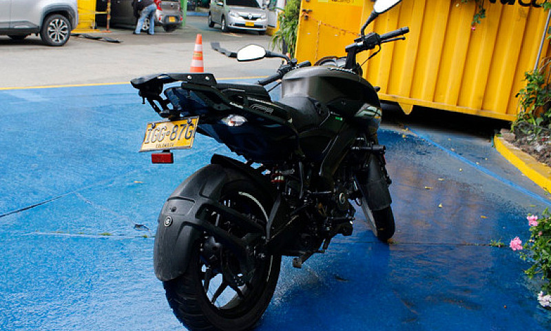 Bajaj Pulsar Ns 200 ...
