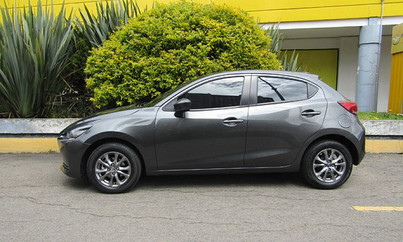 Mazda 2 1.5 Touring ...