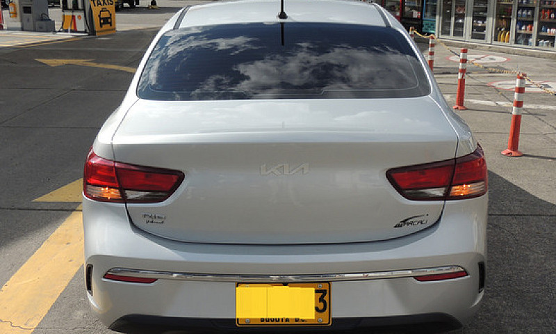 Kia Rio 1.4 Vibrant ...