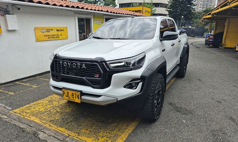 Toyota Hilux 2.8 Gr ...