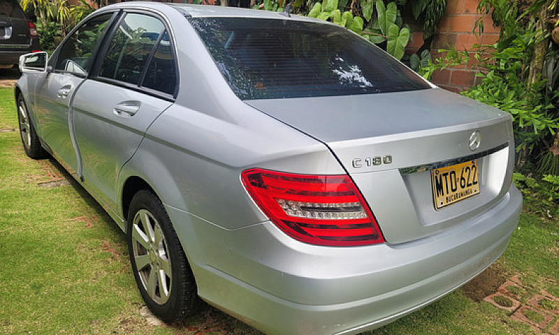 Mercedes-Benz Clase ...