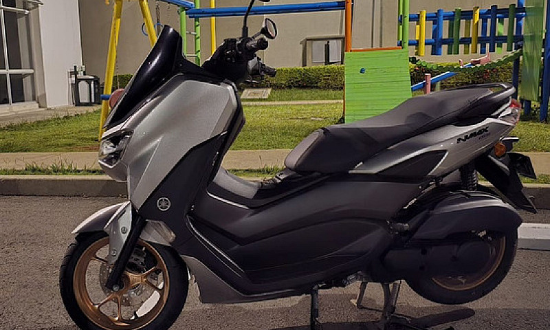 Yamaha N-Max Connect...