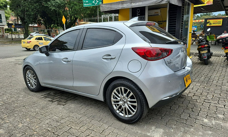 Mazda 2 1.5 Grand To...