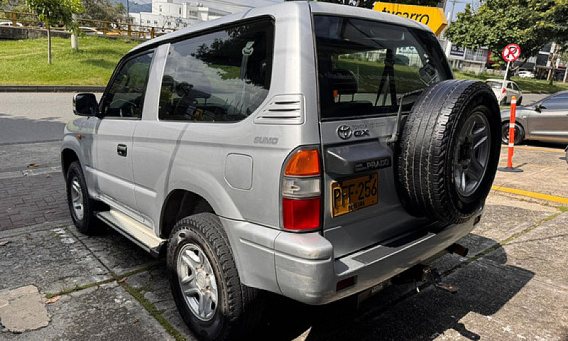 Toyota Prado 2.7 Gx ...