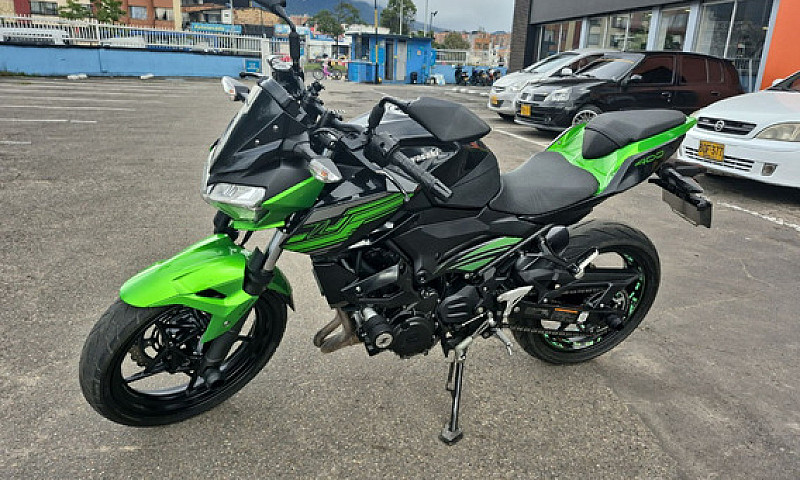 Kawasaki Z400...