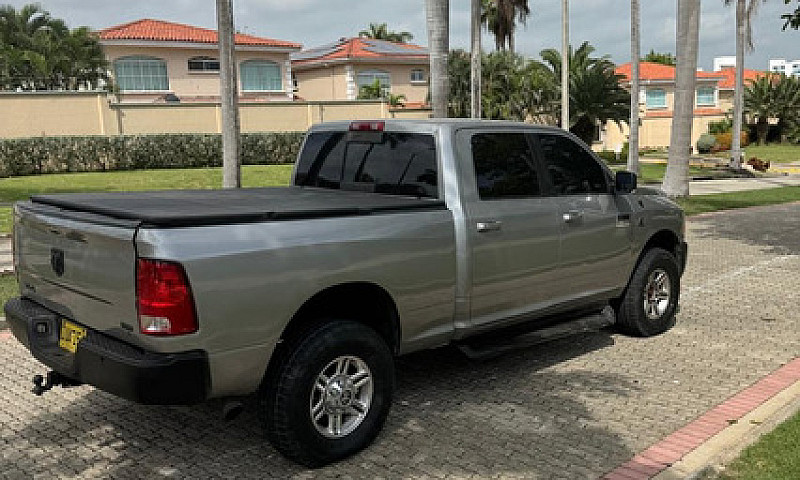 Dodge Ram 5.7 2500 C...