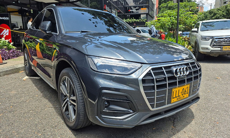 Audi Q5 2.0 Sportbac...