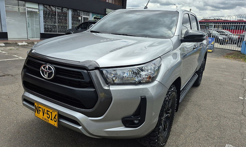 Toyota Hilux 2.4 Dié...
